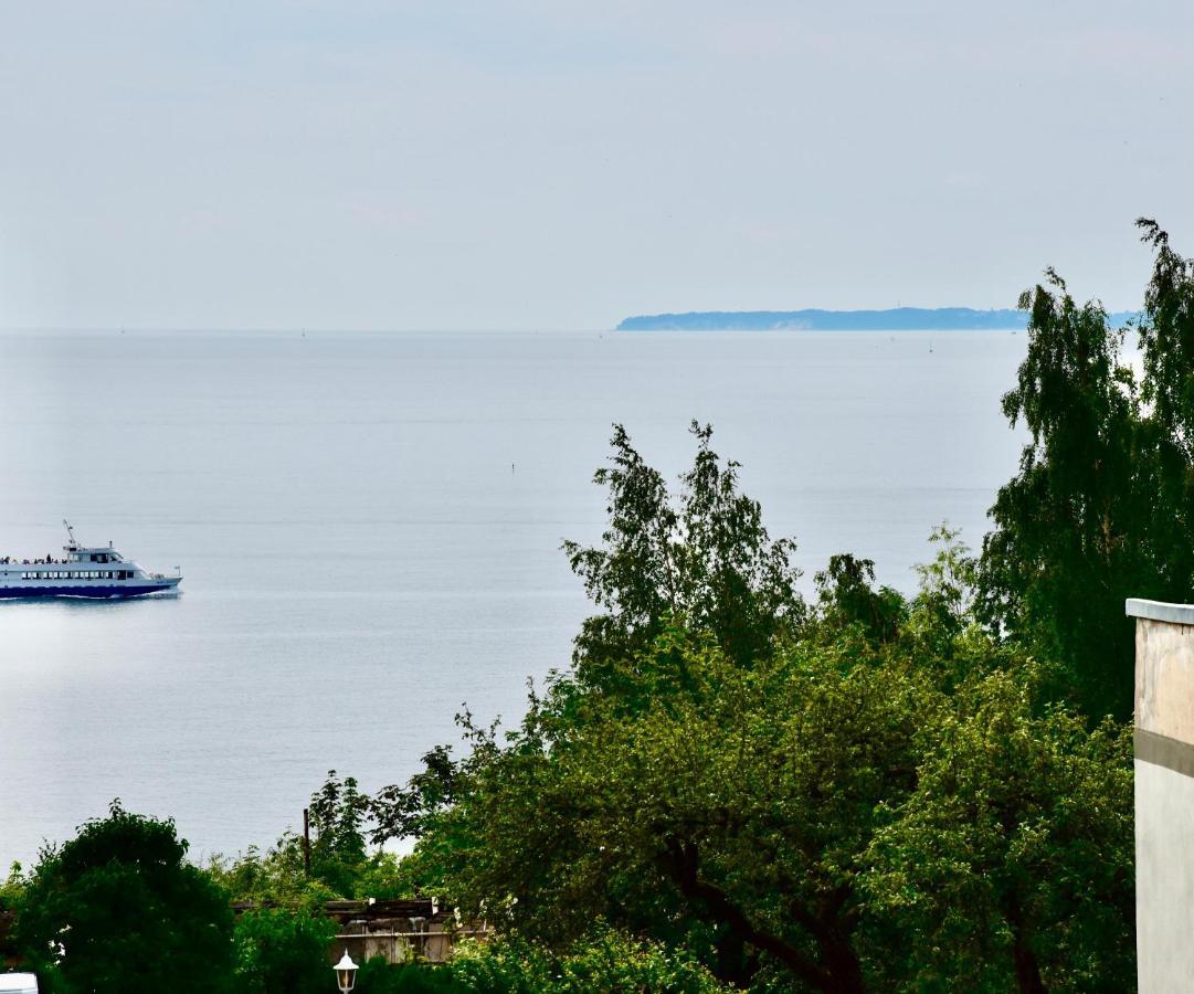 Meerblickappartement In Sassnitz Exteriör bild